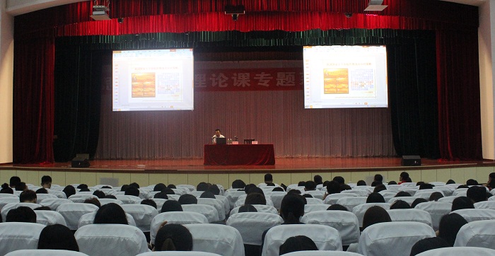 “新時(shí)期中國的國家安全形勢”講座現(xiàn)場（海職青年記者團(tuán) 郭益丹攝影）.jpg