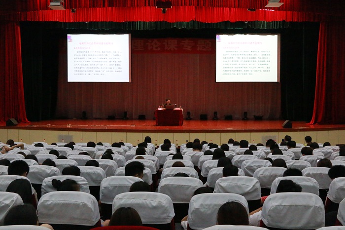 講座現(xiàn)場(chǎng)（思政教學(xué)部供圖）.JPG